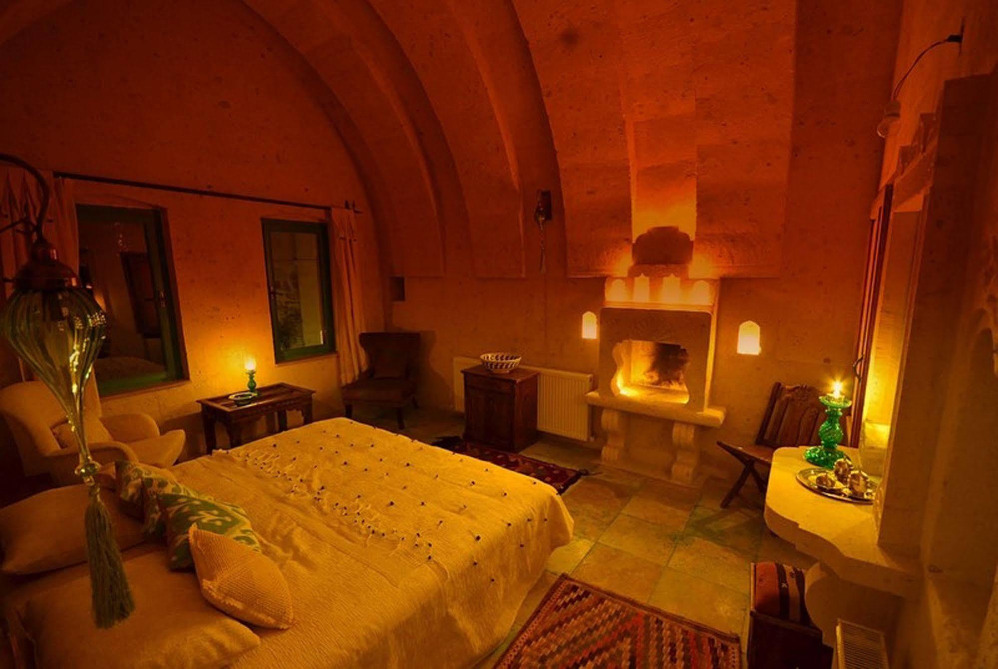 Blue Valley Cave Hotel Ürgüp Ngoại thất bức ảnh